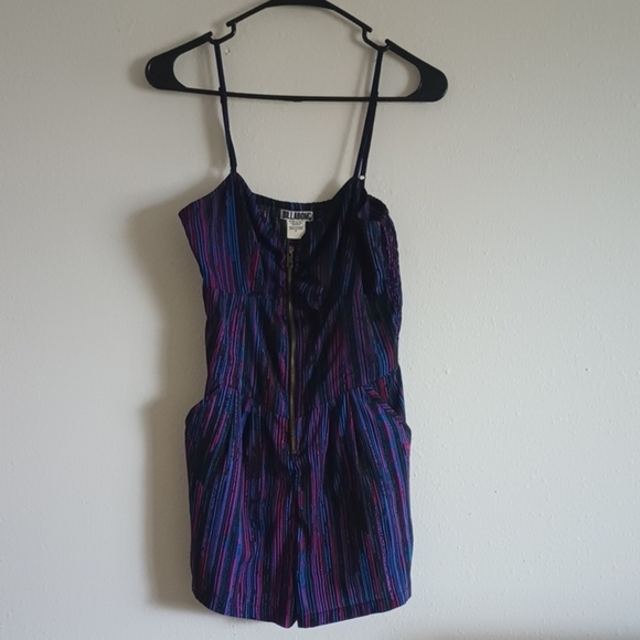 Billabong Striped Multicolor Romper Women's Size Medium Pockets Adjustable Strap - Picture 1 of 11